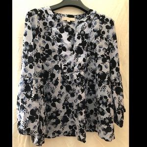 Loft Ann Taylor Blue floral top Sz L